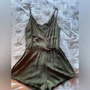 Ambience brand romper- adorable, excellent condition